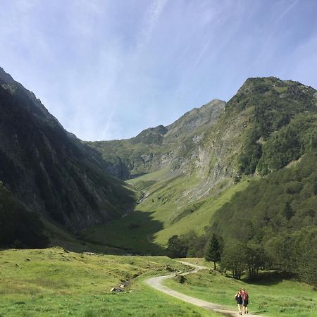 Les Meubles De Luchon - L'Echappee Verte - Centre Luchon, Calme, Wifi Bagnères-de-Luchon المظهر الخارجي الصورة