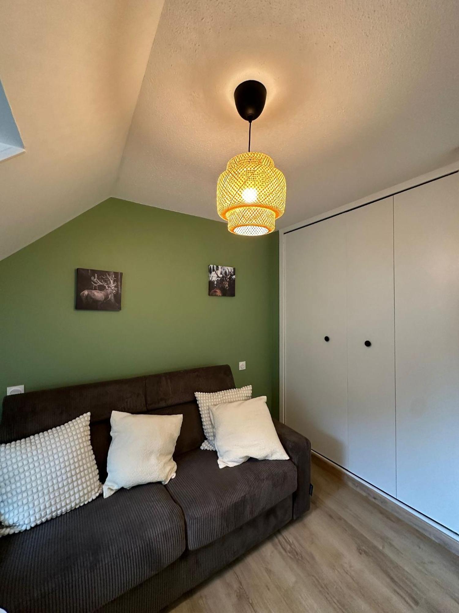 Les Meubles De Luchon - L'Echappee Verte - Centre Luchon, Calme, Wifi Bagnères-de-Luchon المظهر الخارجي الصورة